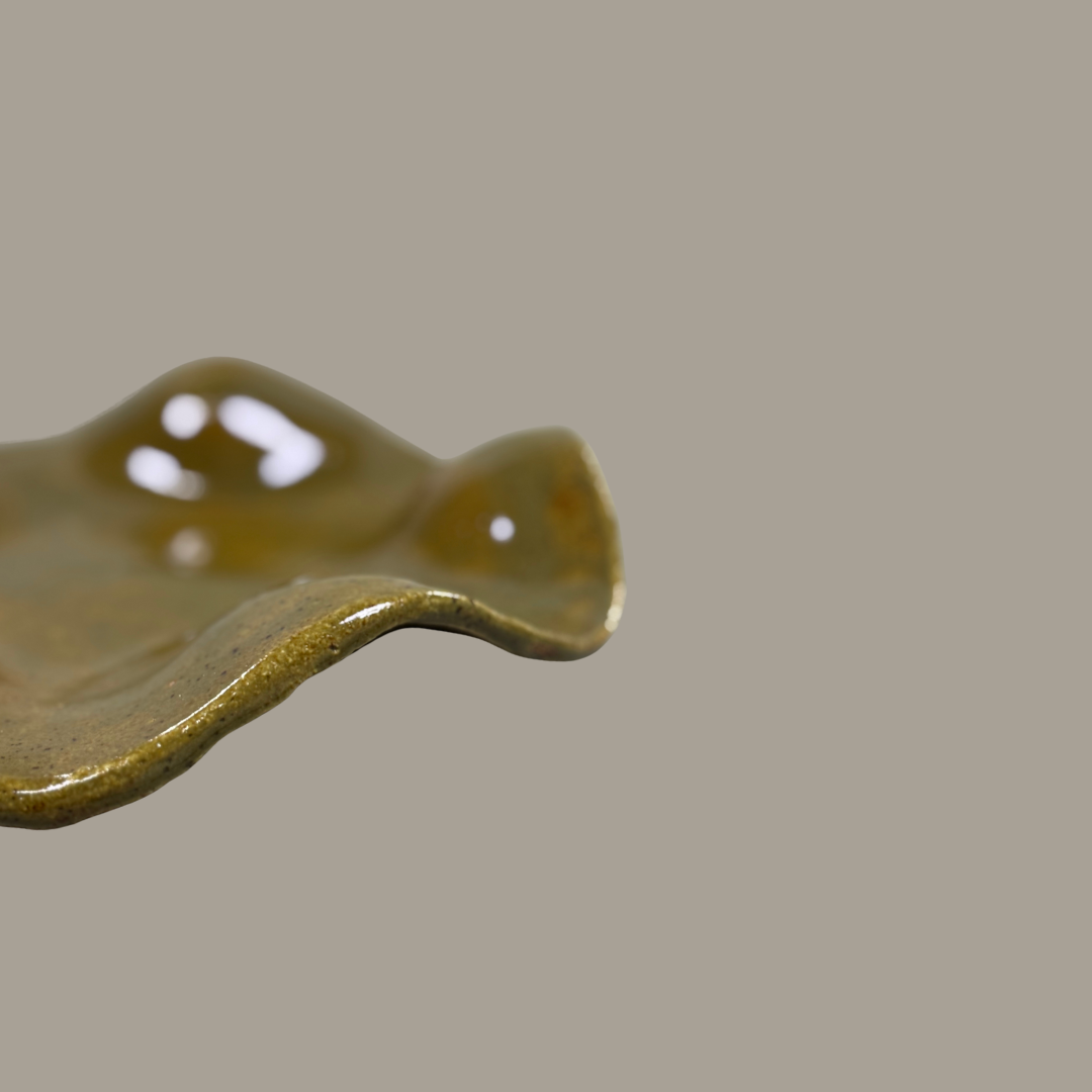 Gegolfde schaal Olive