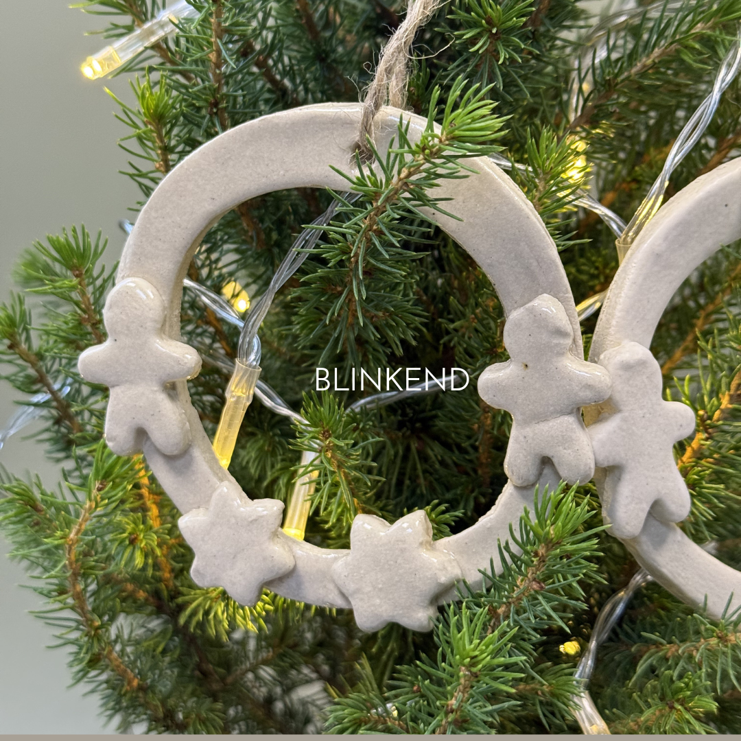 Kersthanger rond diverse figuren