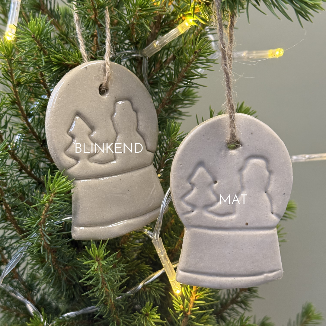 Kersthanger sneeuwbol